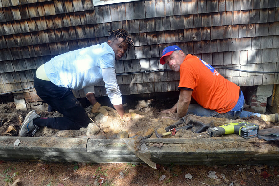 Community Service 10 Beth Auger Day of Service