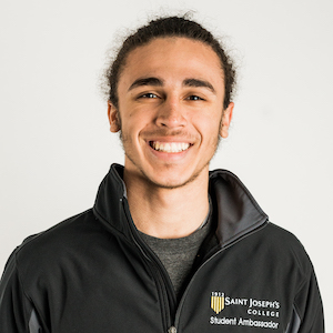 One Student’s Experience of Faith Over Winter Break: Riccardo Reyes’ involvement in a Christian leadership conference 1 Student Riccardo Reyes
