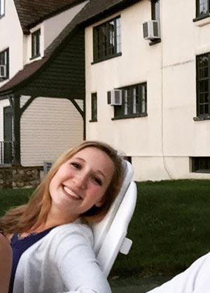 deanna-campbell-on-campus