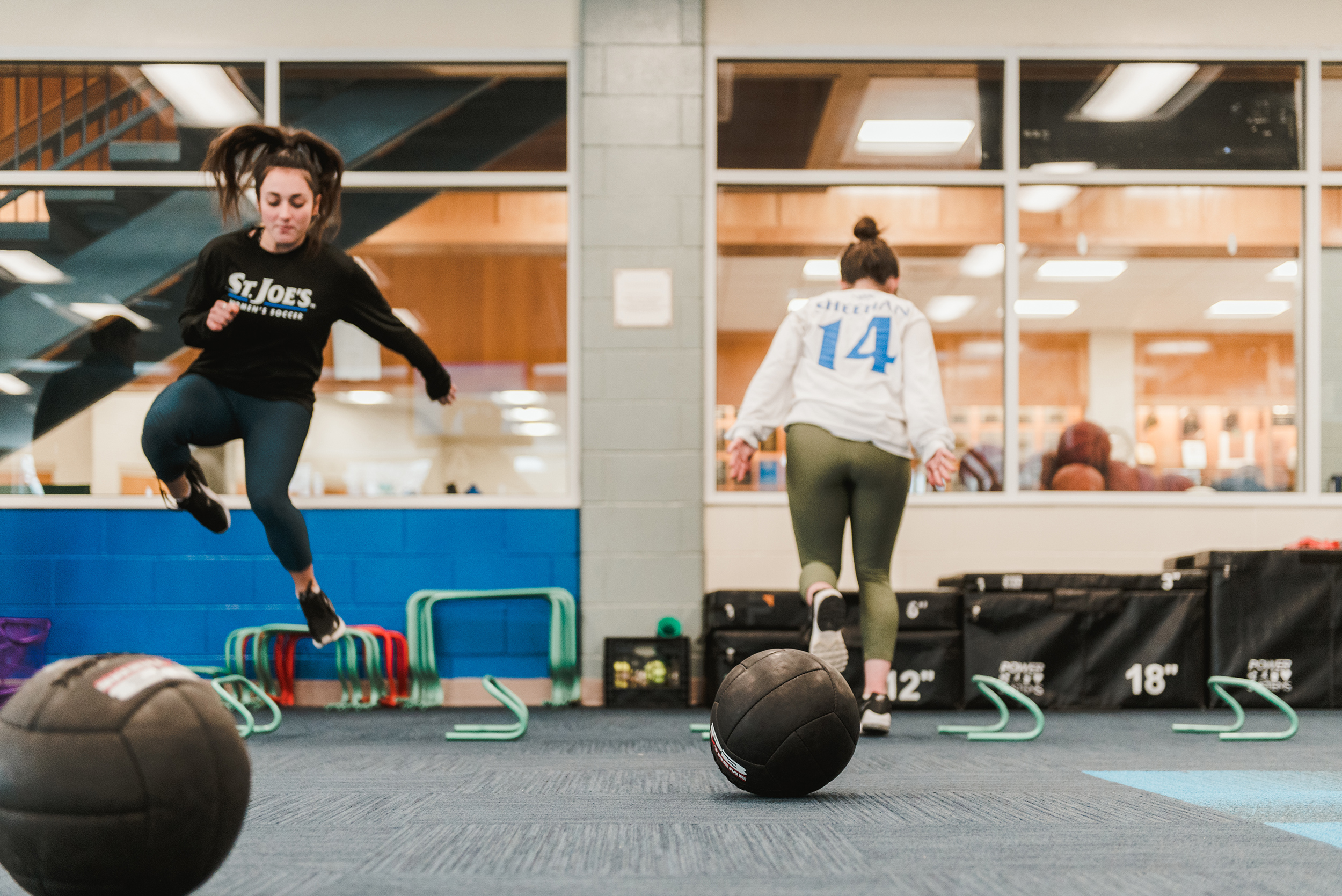 Campus Students 16 Students working out in Alfond Center weight room