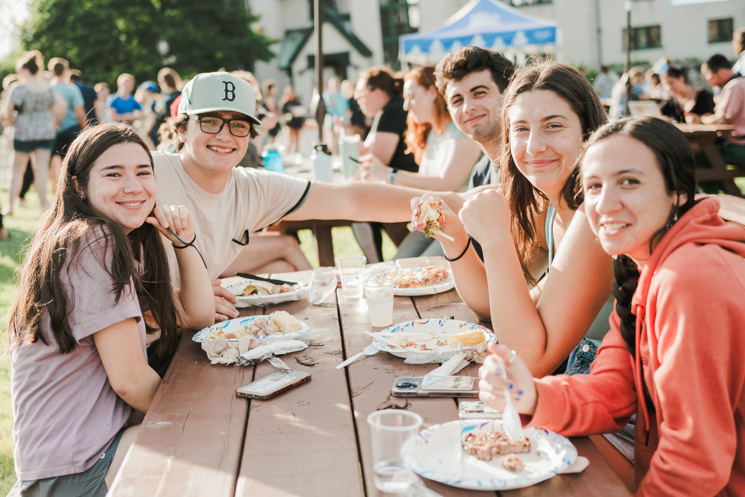 Campus Students 13 group of students at the welcome weekend barbeque dinner