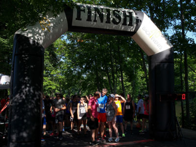 Rairdon Nursing Scholarship Is Supported By Westbrook Strong 5K 2 rairdons finish line